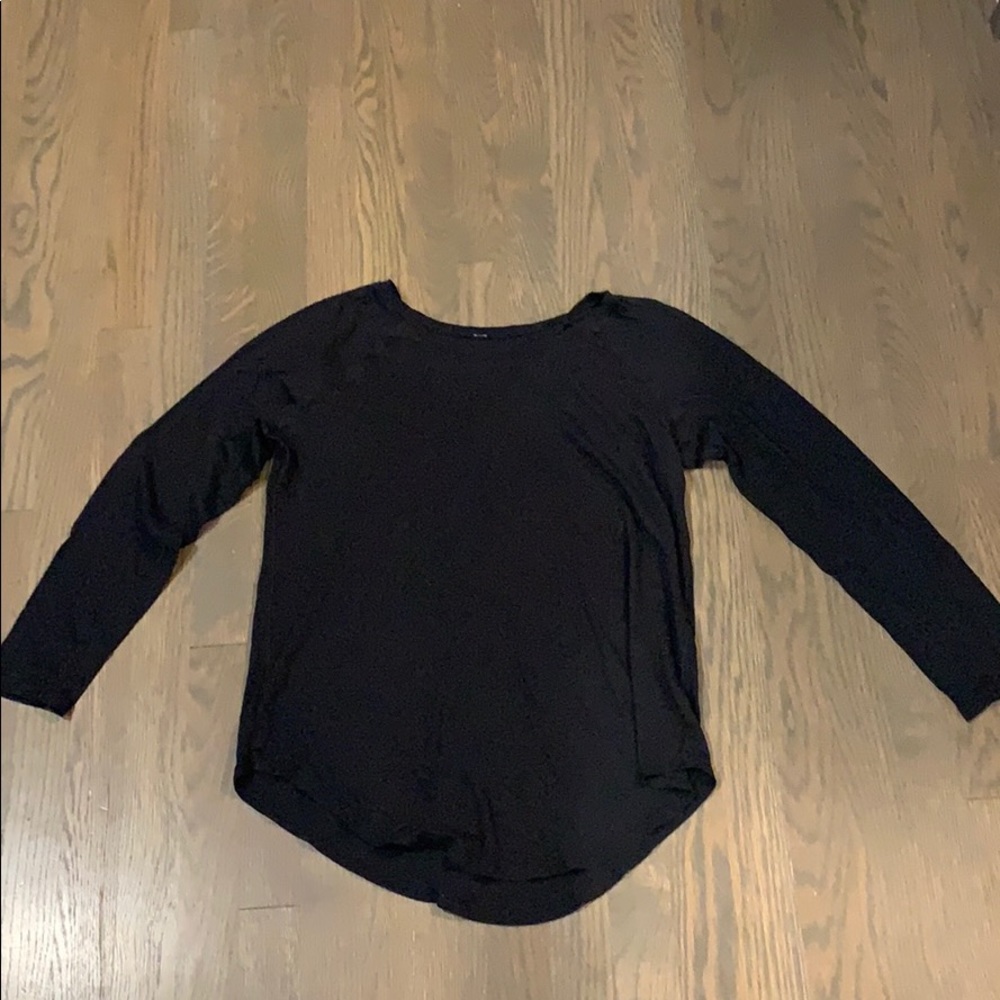 Long sleeve lululemon shirt